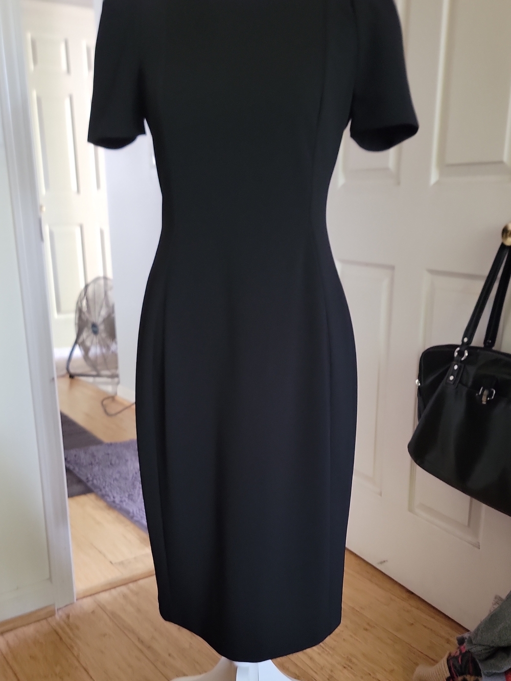 Calvin Klein Black Short-Sleeve Sheath Dress Elegant Office & Event Wear